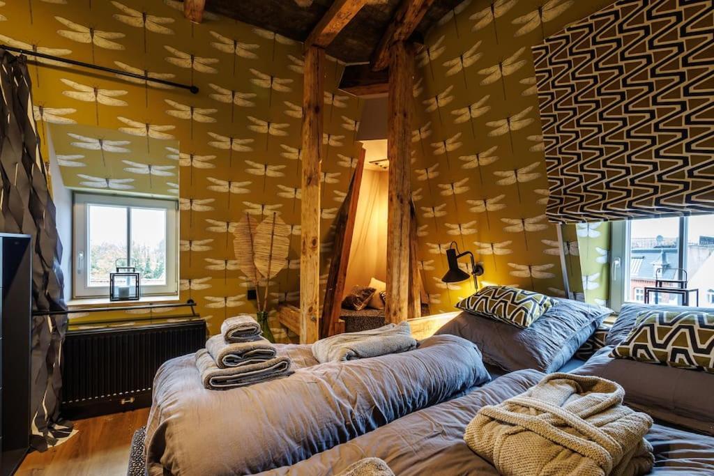 Himmlisches Penthouse Am Fischmarkt 施塔德 外观 照片