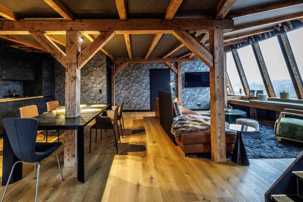 Himmlisches Penthouse Am Fischmarkt 施塔德 外观 照片
